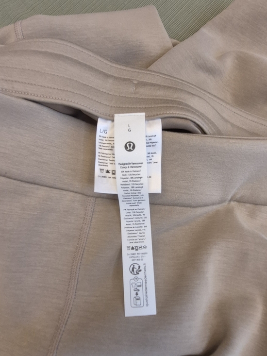 Lululemon Softstreme HR Straight Sz Large Leg 31" Inseam Pants Trousers $128 Ret - Picture 5 of 10
